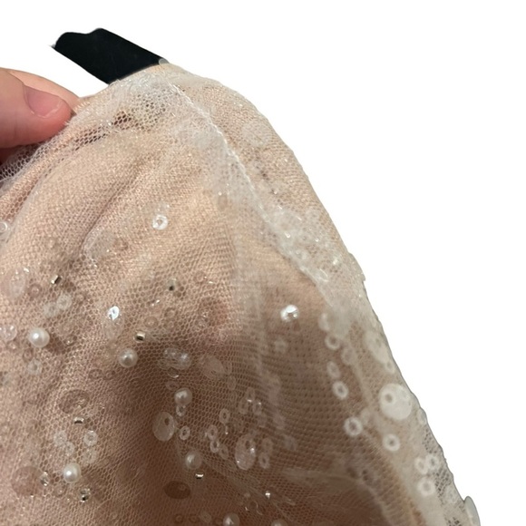 Main Strip Sequin & Pearl Blouse Top Off White/Champagne Short Sleeve Small NWT - Picture 15 of 15